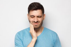 The Impact of Canker Sores on Your Upcoming Teeth Cleaning